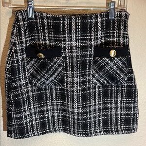 Black and White Plaid Skirt. Size S. Forever 21